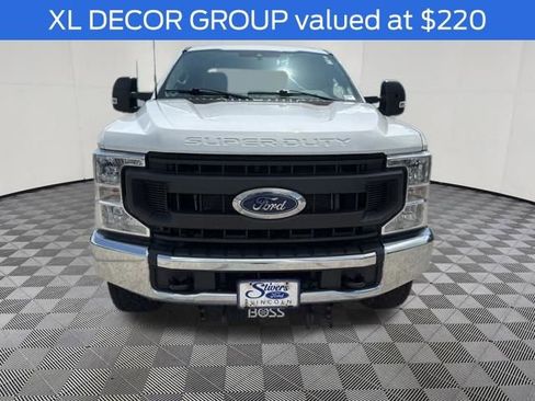 Used 2022 Ford F250 XL w/ Power Equipment Group AWD/4WD image 13