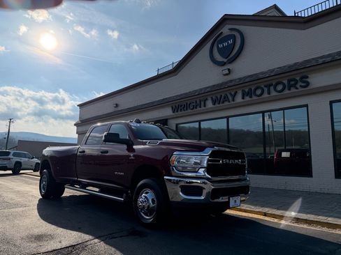 Used 2022 RAM 3500 Tradesman image 1