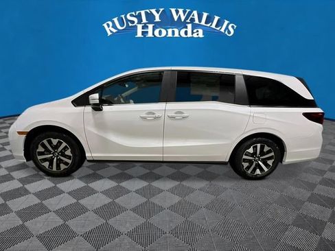 New 2026 Honda Odyssey EX-L image 6