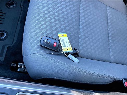 Used 2023 Toyota Tacoma SR5 image 29