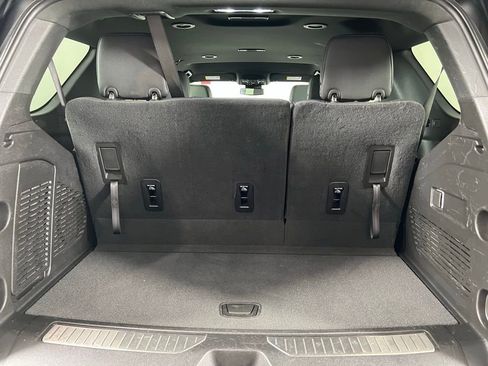 Used 2025 Chevrolet Tahoe Z71 image 28