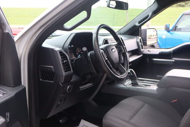 Used 2019 Ford F150 XLT w/ Equipment Group 302A Luxury AWD/4WD image 16