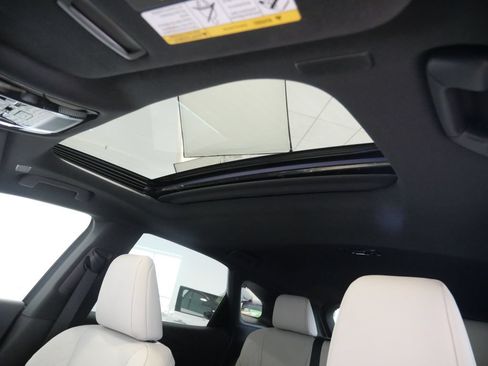 Certified 2024 Lexus RX 350 AWD image 30