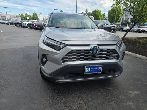 Certified 2022 Toyota RAV4 Limited AWD/4WD image 10