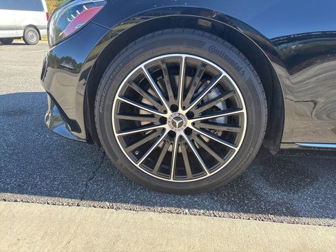 Used 2021 Mercedes-Benz C 300 Sedan w/ Premium Package image 13