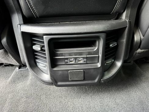 Used 2022 RAM 1500 Laramie AWD/4WD image 37