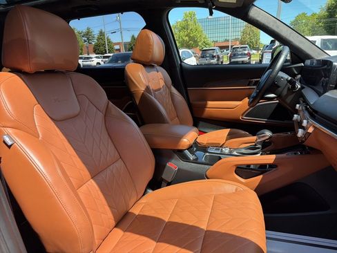 Certified 2025 Kia Telluride SX Prestige X-Line AWD/4WD image 11