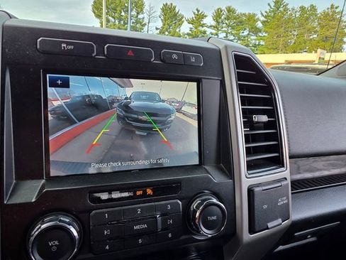 Used 2020 Ford F150 Lariat AWD/4WD image 17