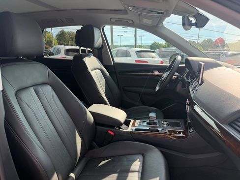 Used 2018 Audi Q5 2.0T Premium Plus AWD/4WD image 27