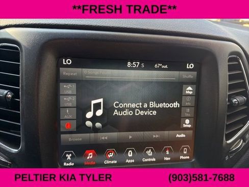 Used 2018 Jeep Compass Trailhawk w/ Navigation Group image 19