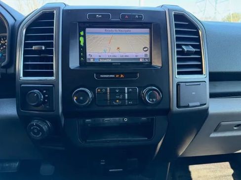 Used 2016 Ford F150 XLT w/ Trailer Tow Package image 14