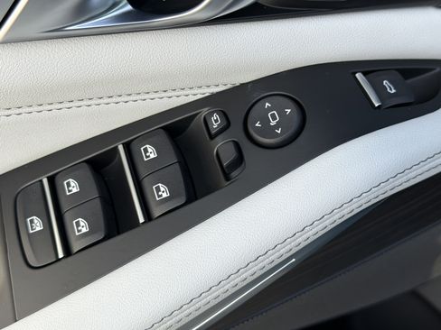 New 2026 BMW X5 sDrive40i w/ Premium Package image 17