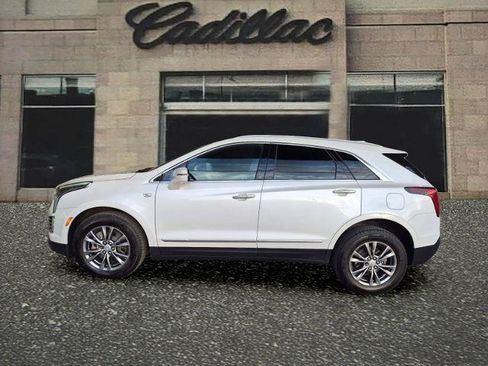Used 2023 Cadillac XT5 Premium Luxury w/ LPO, Floor Liner Package AWD/4WD image 2
