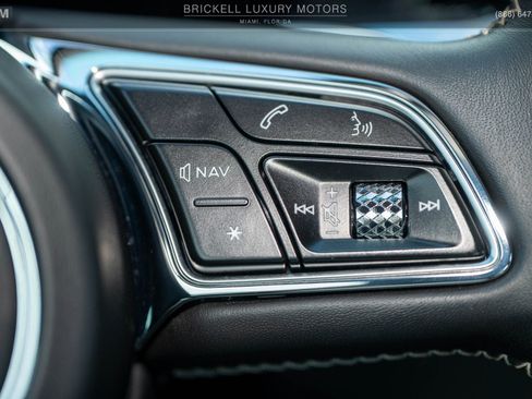 Used 2022 Bentley Continental GT image 29