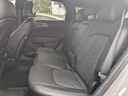 Certified 2023 Kia Sportage X-Line w/ X-Line Premium Package AWD/4WD image 7
