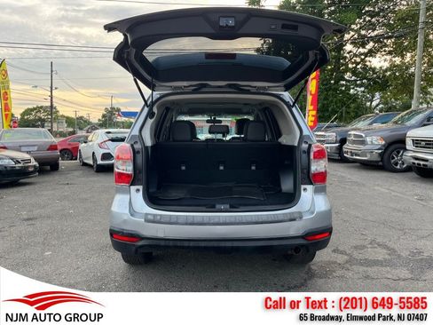 Used 2016 Subaru Forester 2.5i Limited AWD/4WD image 10