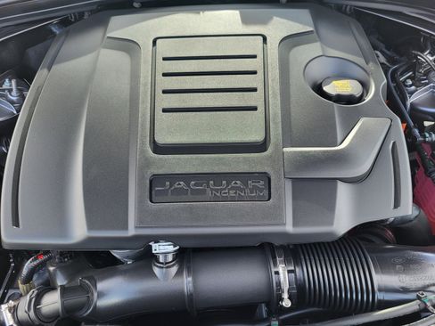 New 2026 Jaguar F-PACE R-Dynamic S image 20