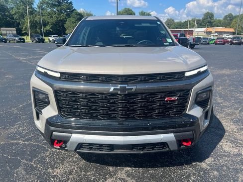 Used 2026 Chevrolet Traverse Z71 w/ Enhanced Driving Package AWD/4WD image 7