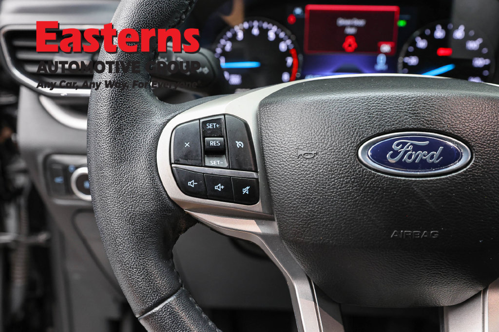 Used 2023 Ford Explorer XLT w/ Equipment Group 202A AWD/4WD image 16
