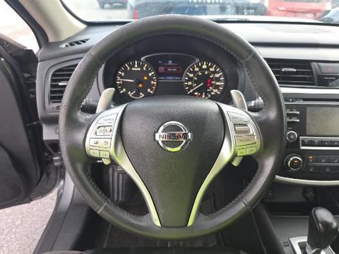 Used 2017 Nissan Altima 2.5 SR FWD image 8