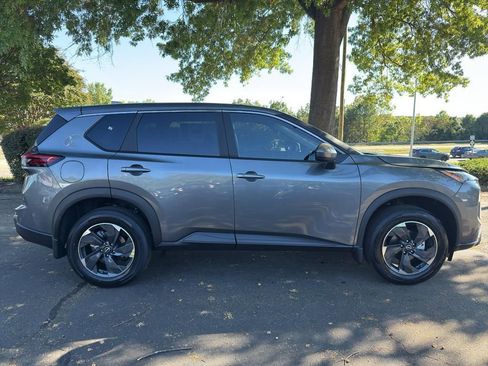 New 2026 Nissan Rogue SV image 7