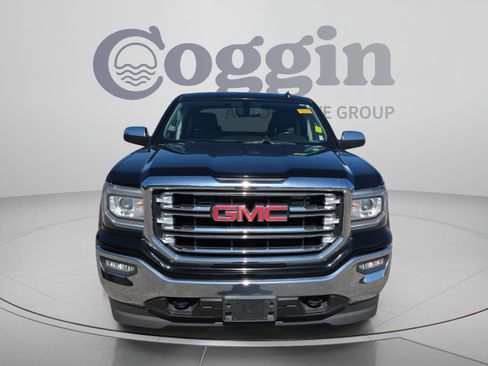 Used 2018 GMC Sierra 1500 SLT w/ SLT Premium Package AWD/4WD image 8
