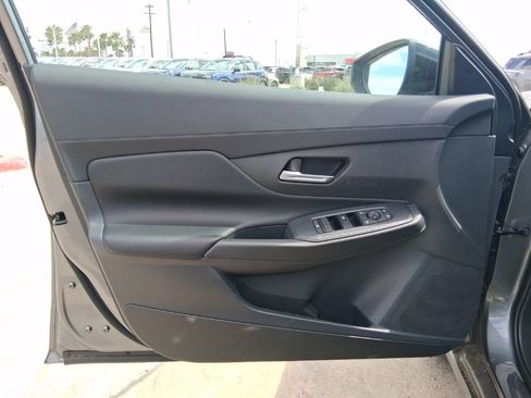 New 2026 Nissan Sentra SV w/ SV Convenience Package FWD image 22