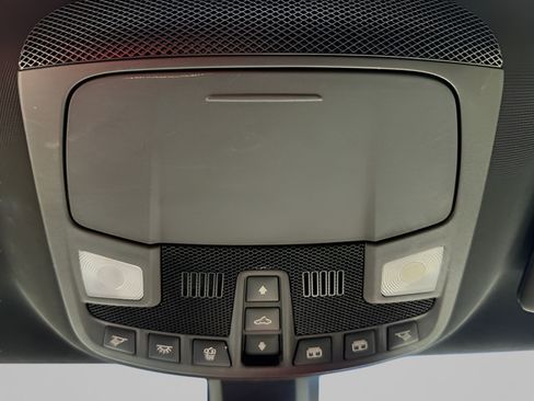 Used 2016 Lincoln MKX Reserve w/ Climate Package AWD/4WD image 22