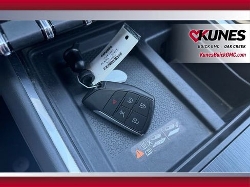 Used 2024 GMC Acadia Elevation AWD/4WD image 33