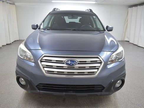 Used 2017 Subaru Outback 2.5i Premium image 2