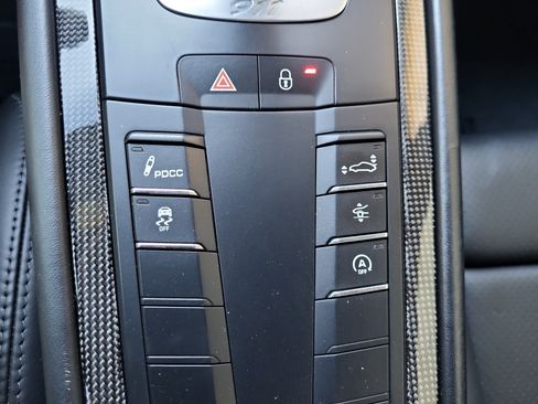 Certified 2019 Porsche 911 Turbo S AWD/4WD image 40