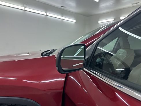 Used 2015 Jeep Cherokee Limited w/ Luxury Group image 18