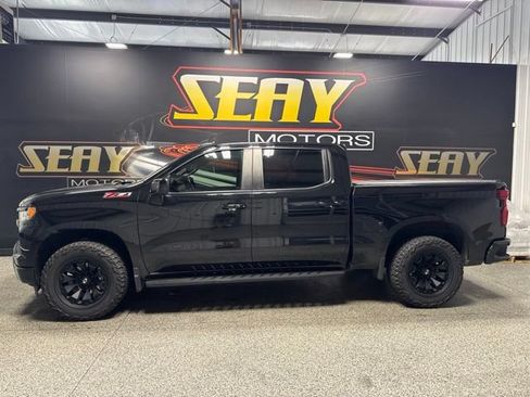 Used 2023 Chevrolet Silverado 1500 RST w/ All Star Edition Plus AWD/4WD image 2