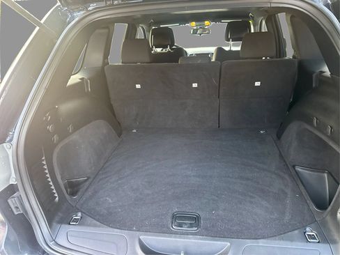 Used 2015 Jeep Grand Cherokee Laredo w/ Quick Order Package 23E AWD/4WD image 14