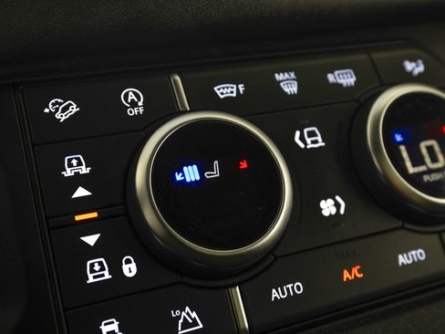 Used 2024 Land Rover Defender 90 Carpathian Edition AWD/4WD image 21