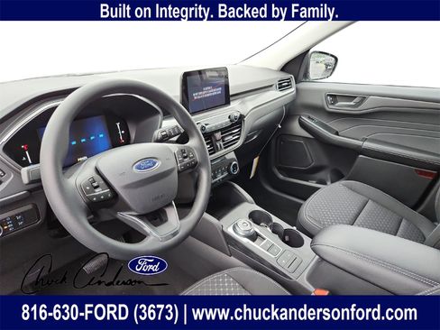 New 2025 Ford Escape Active image 9
