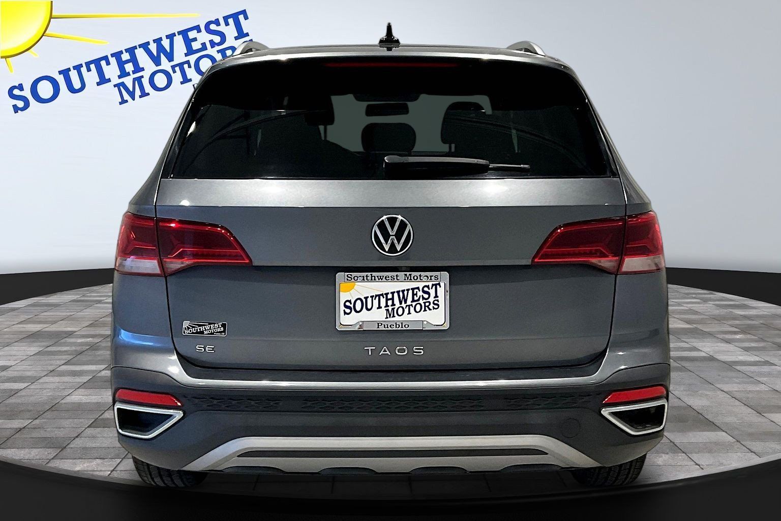 Used 2022 Volkswagen Taos SE FWD image 6