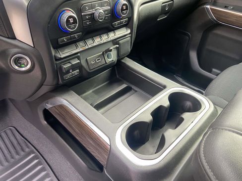 Certified 2022 Chevrolet Silverado 1500 RST image 10