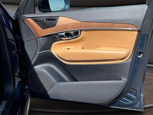 Used 2019 Volvo XC90 T8 Inscription w/ Advanced Package image 22