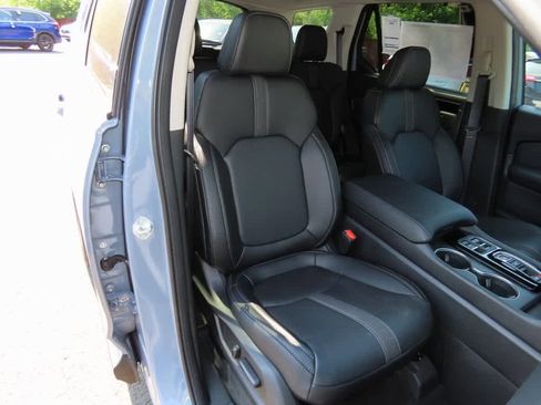 New 2025 Honda Pilot Touring image 17