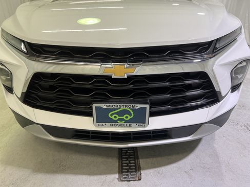 Certified 2023 Chevrolet Blazer LT w/ Convenience Package FWD image 4
