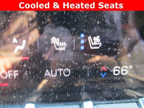 Certified 2025 GMC Acadia Denali w/ Super Cruise Package image 17