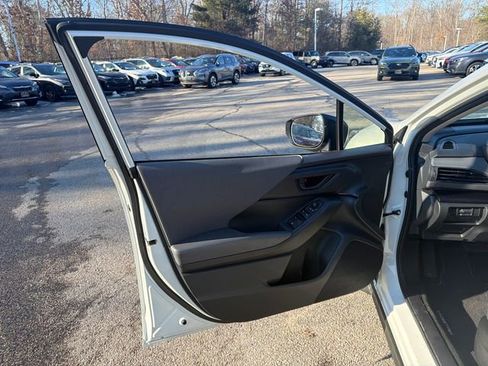 Certified 2025 Subaru Crosstrek 2.0i Premium image 25