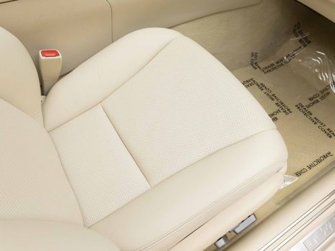 Used 2012 Lexus LS 460 w/ Luxury Value Edition RWD image 34