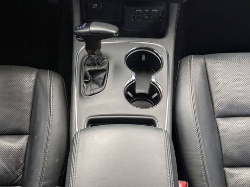 Used 2020 Dodge Durango R/T w/ Technology Group image 23