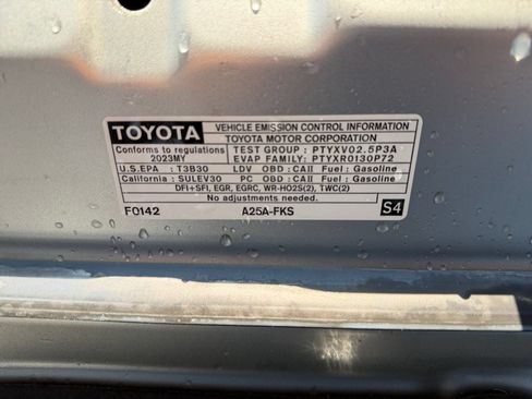Used 2023 Toyota Camry XLE FWD image 35