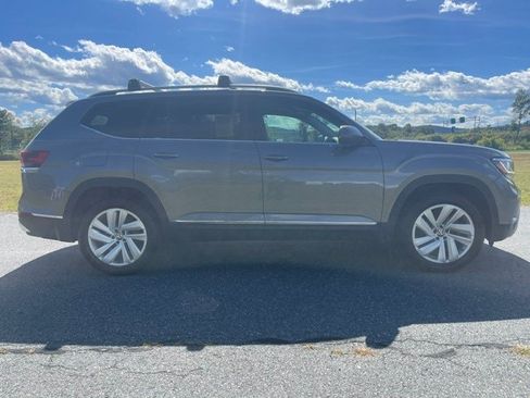 Used 2021 Volkswagen Atlas SEL AWD/4WD image 3
