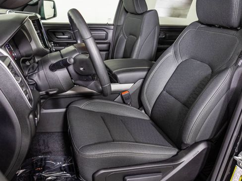 New 2026 RAM 1500 Express AWD/4WD image 17