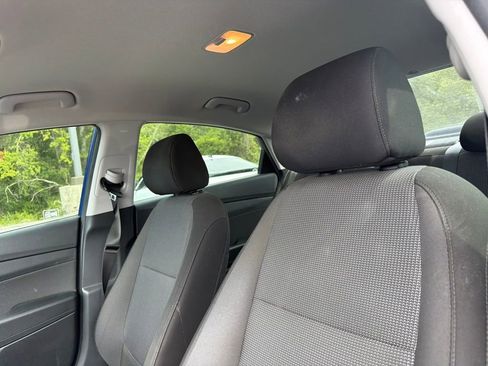 Used 2019 Hyundai Accent SE FWD image 9