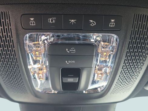 New 2025 Mercedes-Benz GLB 250 image 29